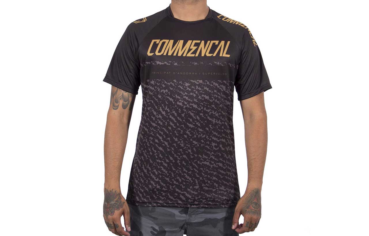 Black/Gold